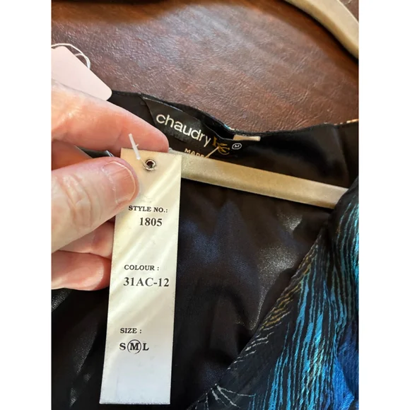 0189 NWT Size Medium Boho Maxi Dress in Bright Summer Colors. - Picture 9 of 13